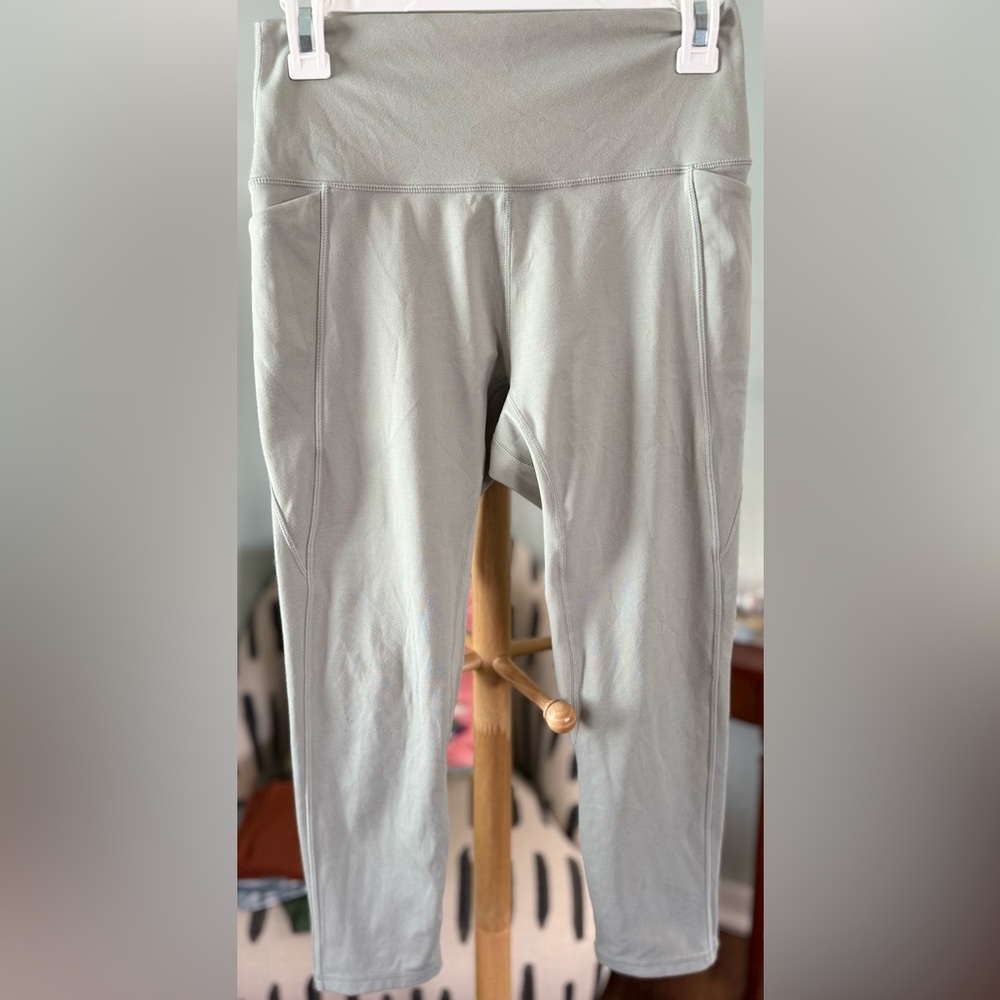 Senita Athletics Sage Skin Shakti Capri  Leggings